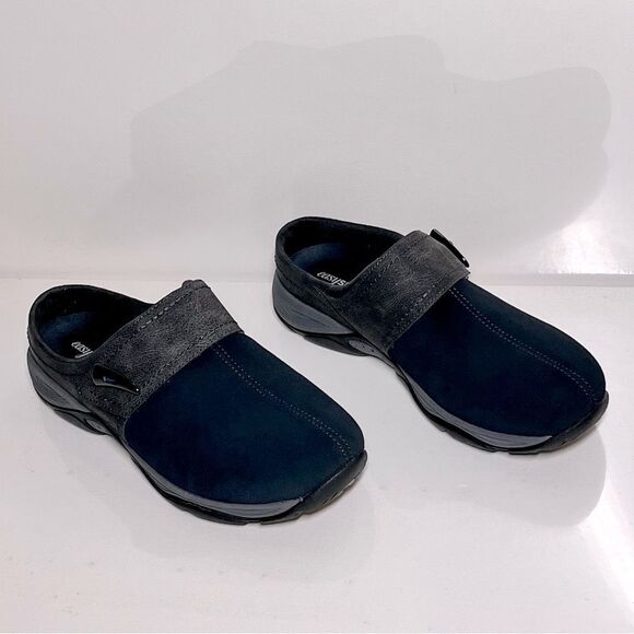 Easy Spirit Esalanna Round Toe Slip-on Suede Mules - Picture 2 of 7